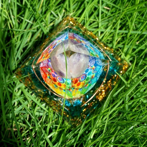 Spiritual Energy Orgone Crystal Pyramid